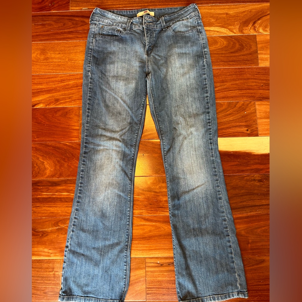 Levi 526 Slender Boot Jeans